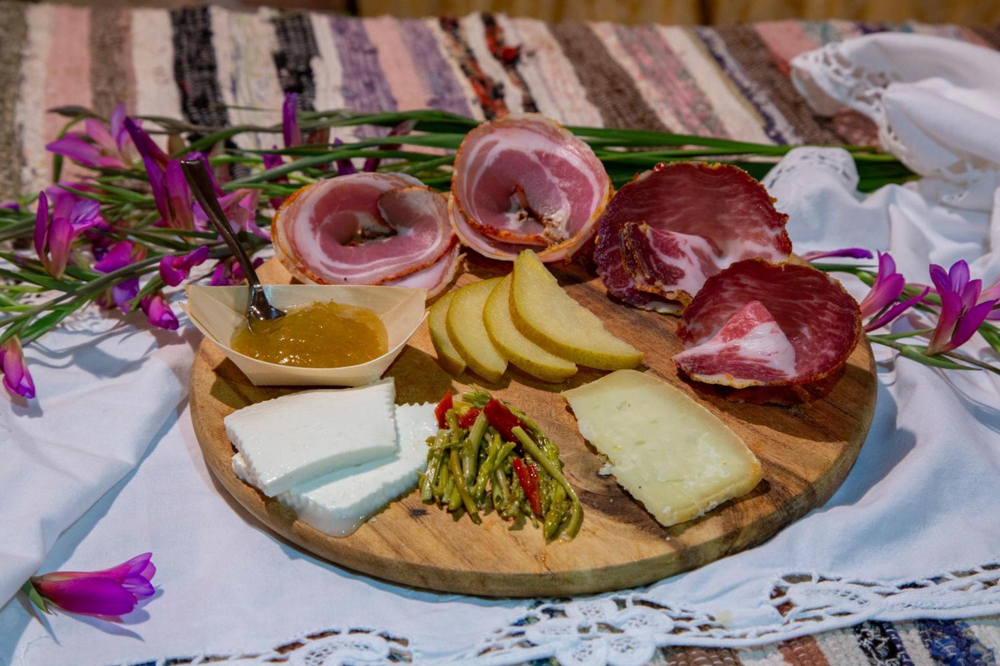 Agriturismo Terra E Sapori Campodipietra Экстерьер фото